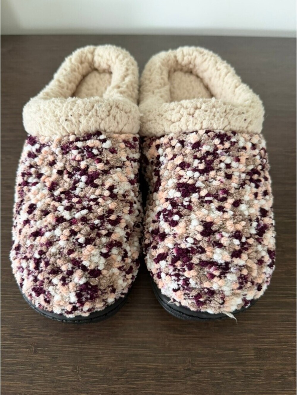 Women's Dearfoam Large (US9-10) Slippers
